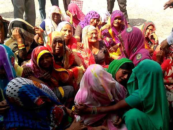 SSP का किया घेराव