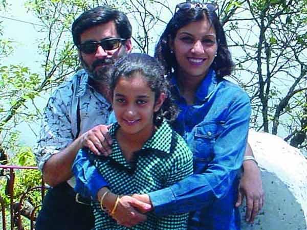 https://hindi.oneindia.com/news/india/aarushi-murder-trial-judge-acted-like-math-teacher-film-director-says-allahabad-hc-427534.html https://hindi.oneindia.com/news/india/aarushi-murder-trial-judge-acted-like-math-teacher-film-director-says-allahabad-hc-427534.html