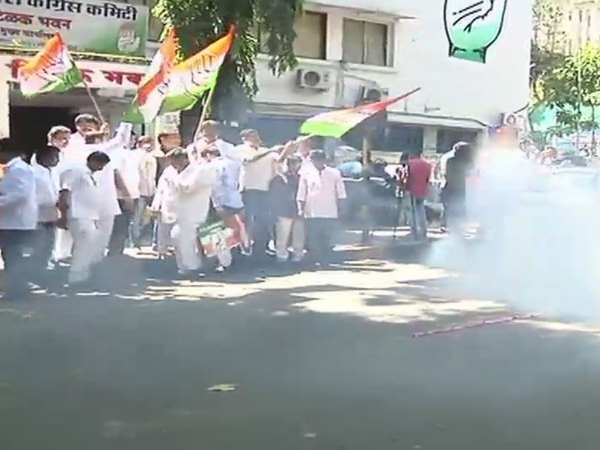 शिवसेना और एआईएमआईएम इस चुनाव से हुए गायब