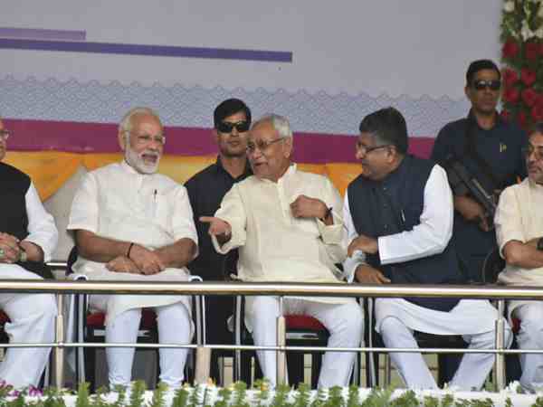 कुछ लोगों को विकास पसंद नहीं