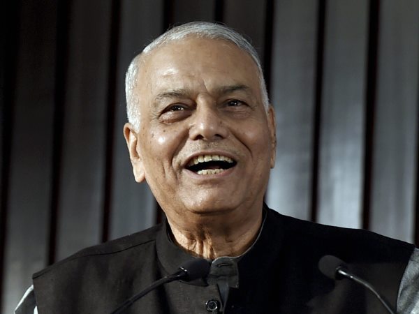 नोटबंदी फेल, उस पर क्या कहें?