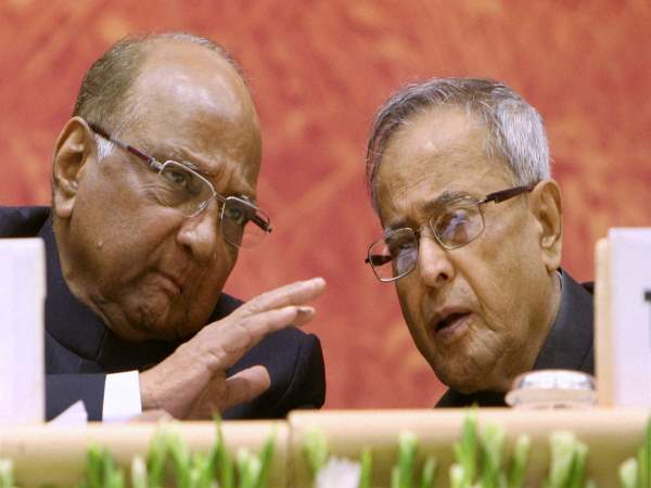 तब मुखर्जी ने पवार से पूछी ये बात!
