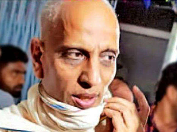 दक्षिणा के तौर पर मुझसे डांस करवाया