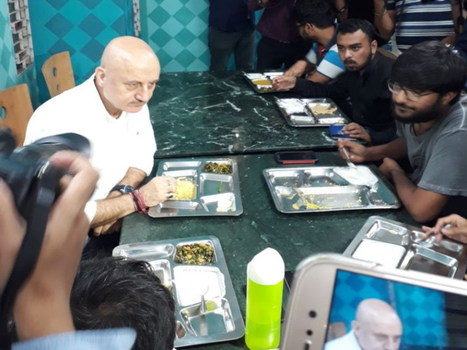 Anupam Khers visit to FTII, Students are going to solve the differences Anupam Khers visit to FTII, Students are going to solve the differences