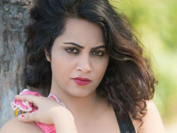 Bigg Boss 11: Zubair Khan says Arshi Khan is Garibon Ki Rakhi Sawant Bigg Boss 11: Zubair Khan says Arshi Khan is Garibon Ki Rakhi Sawant
