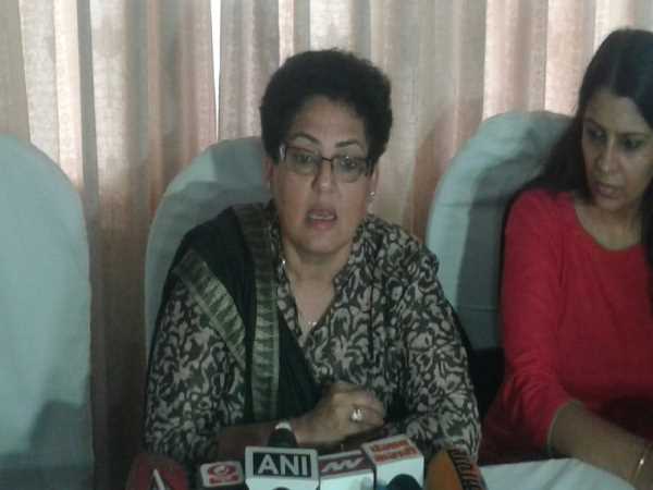 महिला आयोग ने भी बवाल के लिए वीसी और BHU प्रशासन को ठहराया जिम्मेदार महिला आयोग ने भी बवाल के लिए वीसी और BHU प्रशासन को ठहराया जिम्मेदार