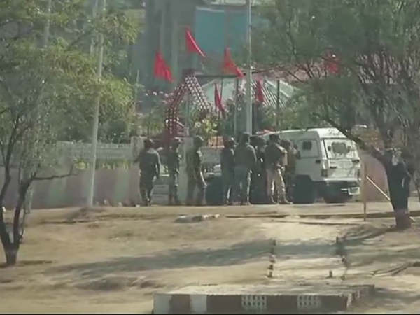 BSF कैंप पर हमले के पीछे जैश-ए-मोहम्मद का ये था खतरनाक प्लान BSF कैंप पर हमले के पीछे जैश-ए-मोहम्मद का ये था खतरनाक प्लान