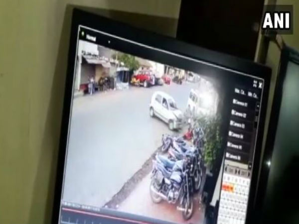WATCH: Speeding car rams into pedestrians in Bhopal,2 women and child critically injured WATCH: Speeding car rams into pedestrians in Bhopal,2 women and child critically injured