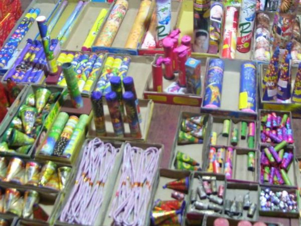 Ramdas Kadam wants ban crackers in Maharashtra talk to CM devendra Fadnavis Ramdas Kadam wants ban crackers in Maharashtra talk to CM devendra Fadnavis