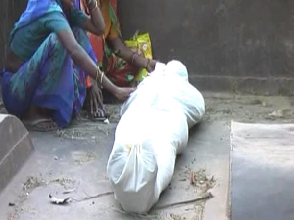 Shahjahanpur husband killed his wife for allowing drinking alcohol Shahjahanpur husband killed his wife for allowing drinking alcohol