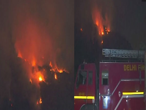 Fire continues to rage at Delhi's Ghazipur landfill Fire continues to rage at Delhi's Ghazipur landfill
