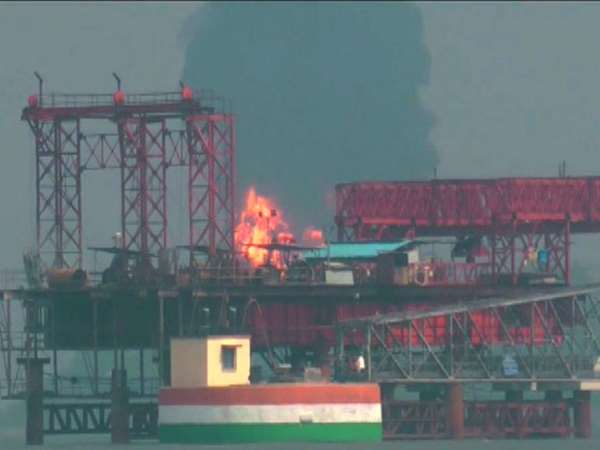 Major fire in oil tank in Mumbai ocean Major fire in oil tank in Mumbai ocean