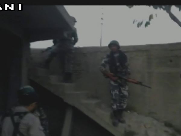 jammu kashmir terrorist attacks on army vehicle in budgam jammu kashmir terrorist attacks on army vehicle in budgam
