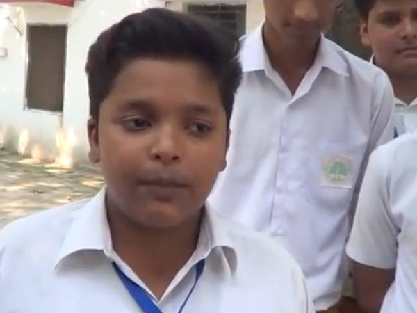 Judge beat school bus driver in Hardoi Judge beat school bus driver in Hardoi