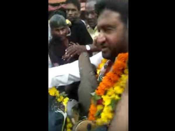 Gujarat Congress MLA Garlanded With Shoes in Ahmedabad Rally Gujarat Congress MLA Garlanded With Shoes in Ahmedabad Rally