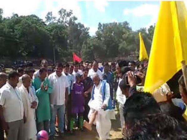 Bihar JDU Minister Shravan Kumar fall during a football kick Bihar JDU Minister Shravan Kumar fall during a football kick