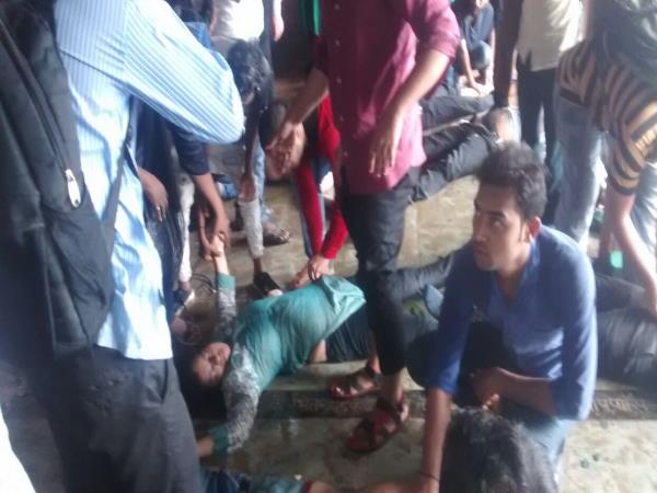Elphinstone stampede probe: mumbai police submitted his report Elphinstone stampede probe: mumbai police submitted his report
