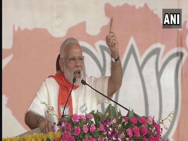 कांग्रेस ने मुझे जेल भेजने का षडयंत्र किया- पीएम मोदी कांग्रेस ने मुझे जेल भेजने का षडयंत्र किया- पीएम मोदी