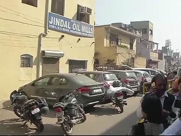 Sensation: 5 people, including 4 women in Shahdara's Mansarovar Park are murdered brutally Sensation: 5 people, including 4 women in Shahdara's Mansarovar Park are murdered brutally