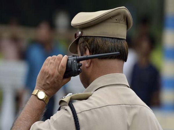 16 साल से छुट्टी पर था ये सिपाही, लौटते ही विभाग ने किया बर्खास्त 16 साल से छुट्टी पर था ये सिपाही, लौटते ही विभाग ने किया बर्खास्त