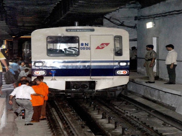 सीआरआरसी चीन की रोलिंग स्टॉक कंपनी है