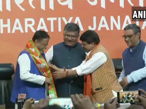 ममता के खिलाफ मोर्चा खोलेंगे मुकुल