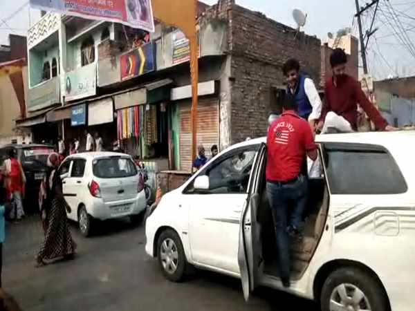 धार्मिक नारेबाजी हुई