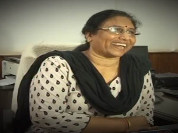 हंस-हंस कर जवाब देती रहीं एसपी