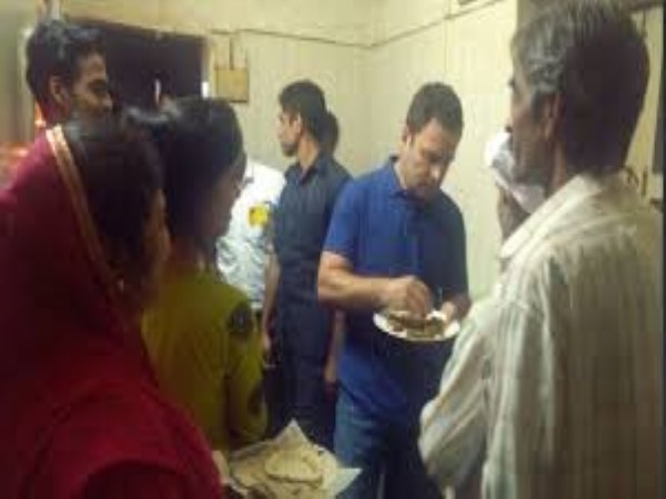 राहुल गांधी का इमेज मेकओवर शायद उसी खाली स्पेस को भरने की कवायद है