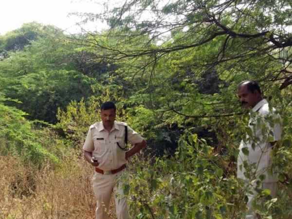 पिता को खाना देने निकली थी मासूम