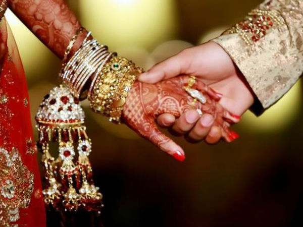 नाबालिग पत्नी से शारीरिक संबंध बनाना रेप