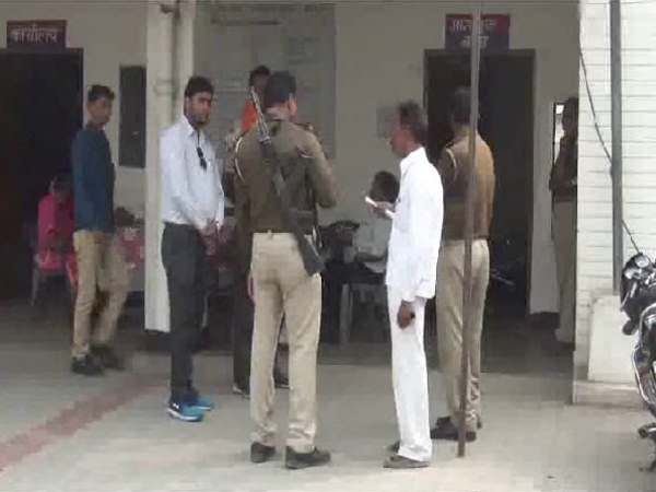 पुलिस ने किया केस दर्ज
