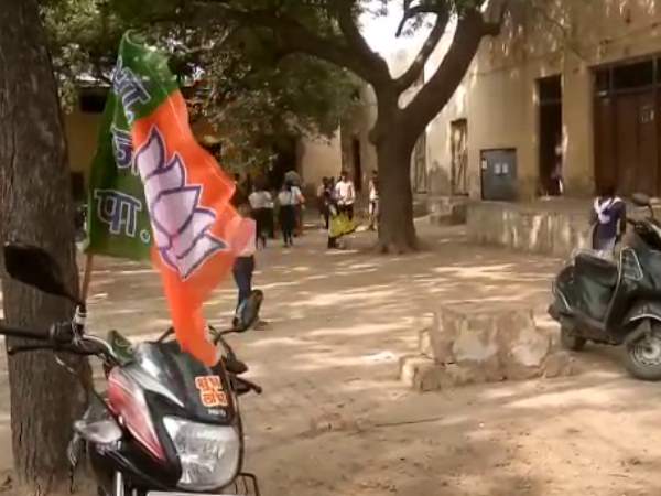 छात्रों की पढ़ाई हुई डिस्टर्ब