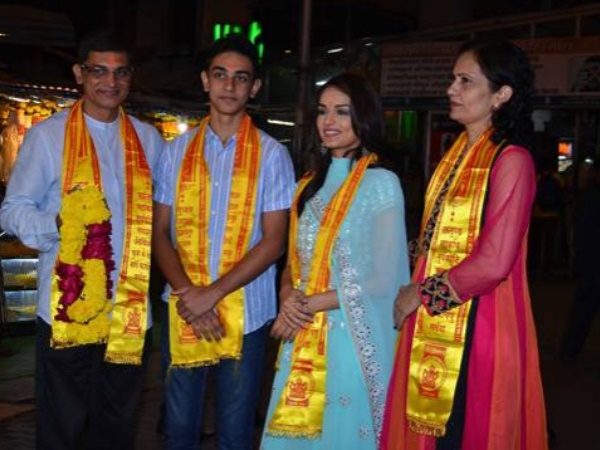 Manushi Chhilar Manushi Chhilar