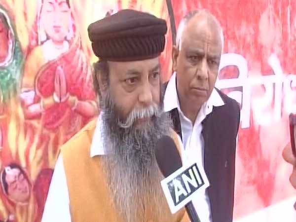 दीपिका का सिर काटने पर कर चुके दस करोड़ के ईनाम का ऐलान