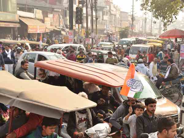 सहारनपुर में रोड शो से फैली अव्यवस्था