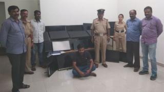 इस शख़्स ने चार महीने में चुराए 120 टीवी! इस शख़्स ने चार महीने में चुराए 120 टीवी!
