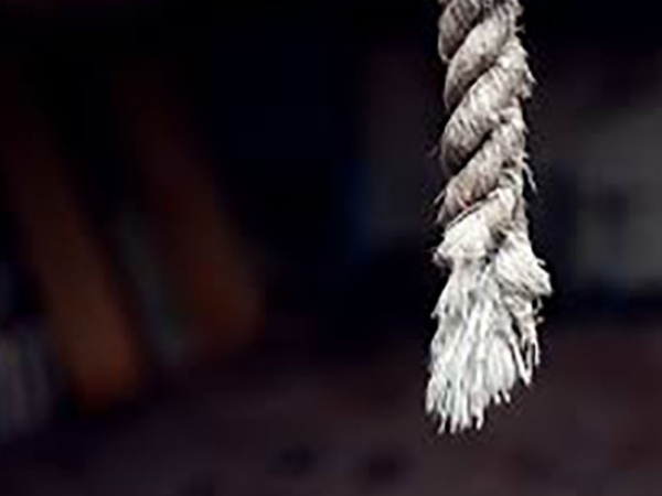 Teacher committed suicide due to non-receipt of salary from five months in Maharashtra Teacher committed suicide due to non-receipt of salary from five months in Maharashtra