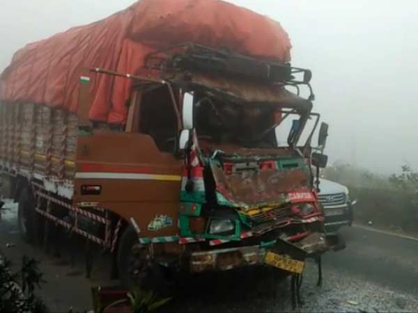 More than six injured when vehicles collided on NH 9 in Hapur More than six injured when vehicles collided on NH 9 in Hapur