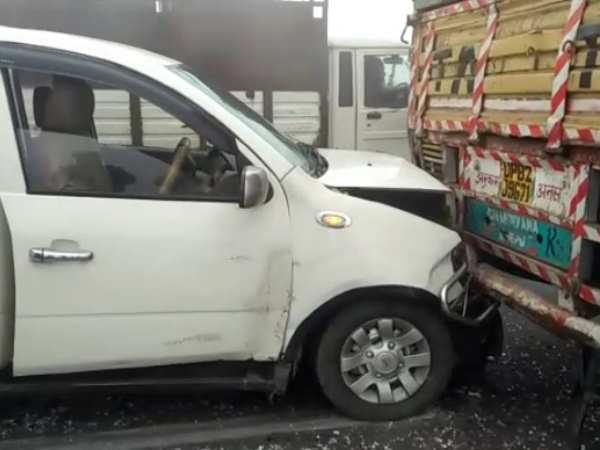 More than six injured when vehicles collided on NH 9 in Hapur More than six injured when vehicles collided on NH 9 in Hapur