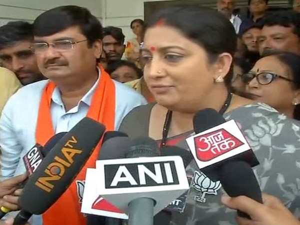 राहुल गांधी को छोड़ देना चाहिए गुजरात चुनाव जीतने का सपना: स्मृति ईरानी राहुल गांधी को छोड़ देना चाहिए गुजरात चुनाव जीतने का सपना: स्मृति ईरानी
