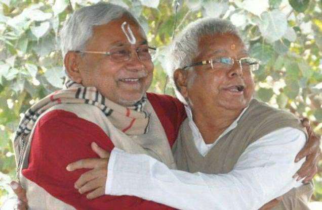 दोबारा BJP में ना जाए नीतीश, इसलिए लालू लगाते थे उन्हें दही का टीका दोबारा BJP में ना जाए नीतीश, इसलिए लालू लगाते थे उन्हें दही का टीका