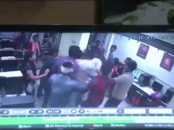 A youth beaten in caoching over teasing in Kanpur A youth beaten in caoching over teasing in Kanpur