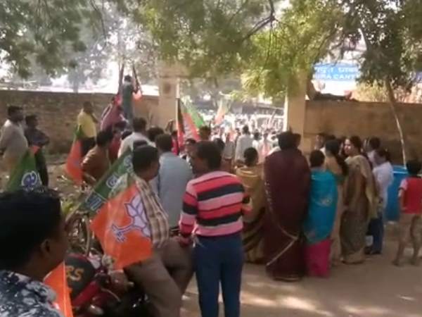 भाजपा ने कम उम्मीदवार उतारे