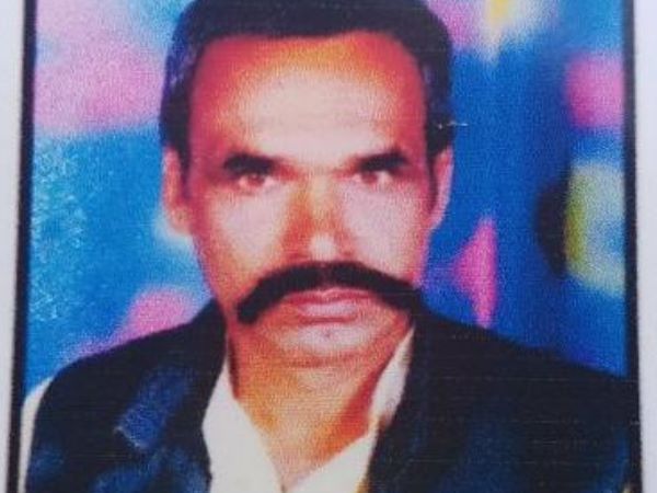 Farmer in Madhya Pradesh Suicide by debt Farmer in Madhya Pradesh Suicide by debt
