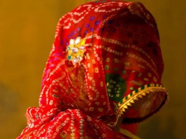 UP Civic Polls 2017: Covered Wifes face to cast his Mother Vote in Bhadohi UP Civic Polls 2017: Covered Wifes face to cast his Mother Vote in Bhadohi