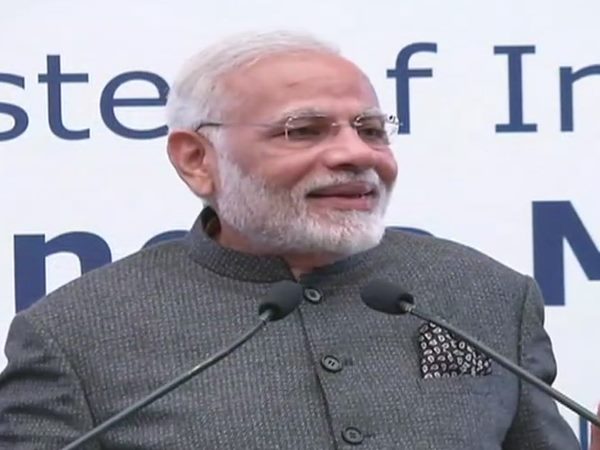 बोले पीएम मोदी- भारत को बदलने का काम बड़े स्तर पर चल रहा है बोले पीएम मोदी- भारत को बदलने का काम बड़े स्तर पर चल रहा है