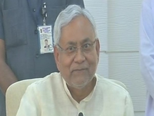 नीतीश ने कहा- निजी क्षेत्र में आरक्षण मेरी राय, इस पर देश भर में हो बहस नीतीश ने कहा- निजी क्षेत्र में आरक्षण मेरी राय, इस पर देश भर में हो बहस