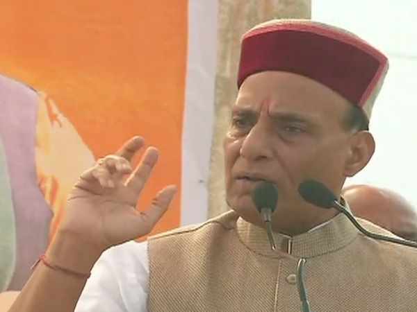 राजनाथ ने कहा- जिस भी दल के नेता पर लगे आरोप, वो दे इस्तीफा राजनाथ ने कहा- जिस भी दल के नेता पर लगे आरोप, वो दे इस्तीफा