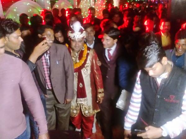 See Actor Rajpal Yadav's son-in-law, daughters wedding photos from Shahjahanpur See Actor Rajpal Yadav's son-in-law, daughters wedding photos from Shahjahanpur